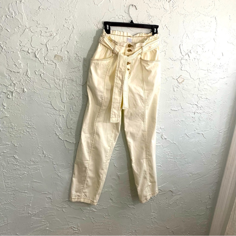 Time And Tru Paperbag Waist Button Fly High Rise Relaxed Fit Cream Size 10 Y2K